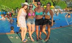 Foto de la galería: Show musical en la pileta del Iplyc