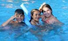 Foto de la galería: Show musical en la pileta del Iplyc