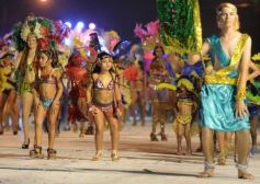 Foto de la galería: Arrancó el carnaval posadeño en el barrio Yohasá