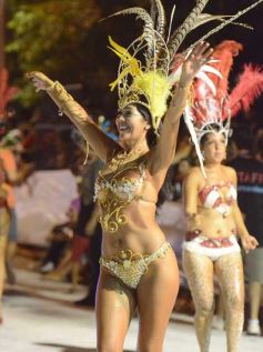 Foto de la galería: Arrancó el carnaval posadeño en el barrio Yohasá