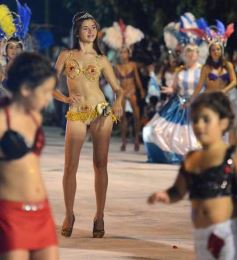 Foto de la galería: Arrancó el carnaval posadeño en el barrio Yohasá
