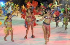 Foto de la galería: Arrancó el carnaval posadeño en el barrio Yohasá