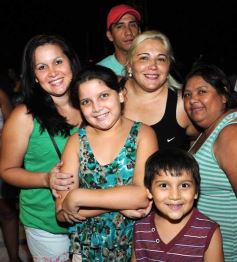 Foto de la galería: Arrancó el carnaval posadeño en el barrio Yohasá