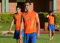 Foto de la galería: Crucero presentó en sociedad el plantel para esta temporada de la B Nacional