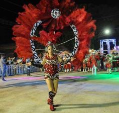 Foto de la galería: Concepción de la Sierra brilló más que nunca con los carnavales