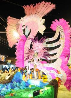 Foto de la galería: Concepción de la Sierra brilló más que nunca con los carnavales