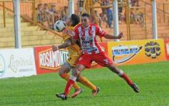 Foto de la galería: Crucero empató con Atlético Paraná, pero mereció mucho más