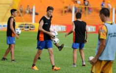 Foto de la galería: Crucero empató con Atlético Paraná, pero mereció mucho más