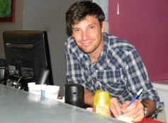 Foto de la galería: El Sr. Bandeja le pone la mejor música a la costanera