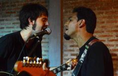 Foto de la galería: El Sr. Bandeja le pone la mejor música a la costanera