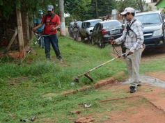 Foto de la galería: Benmaor encabezó un operativo contra el dengue en el barrio Independencia