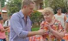 Foto de la galería: Benmaor encabezó un operativo contra el dengue en el barrio Independencia