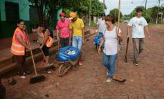 Foto de la galería: Benmaor encabezó un operativo contra el dengue en el barrio Independencia