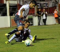 Foto de la galería: Guarani cumplió de local: le ganó 2 a 0 a For Ever