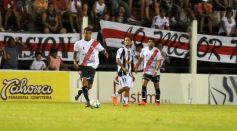 Foto de la galería: Guarani cumplió de local: le ganó 2 a 0 a For Ever