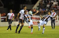 Foto de la galería: Guarani cumplió de local: le ganó 2 a 0 a For Ever