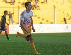 Foto de la galería: Crucero goleó de local y volvió a sonreír