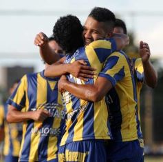 Foto de la galería: Mitre fue contundente y en un tiempo liquidó a Deportivo Victoria