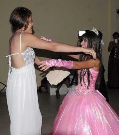 Foto de la galería: Cecilia Jacquet festejó los 15 años con una celebración inolvidable