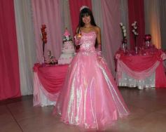 Foto de la galería: Cecilia Jacquet festejó los 15 años con una celebración inolvidable