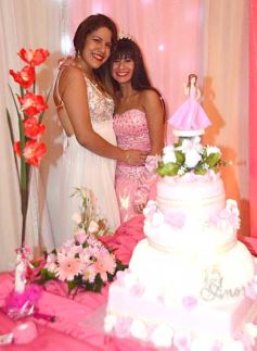 Foto de la galería: Cecilia Jacquet festejó los 15 años con una celebración inolvidable