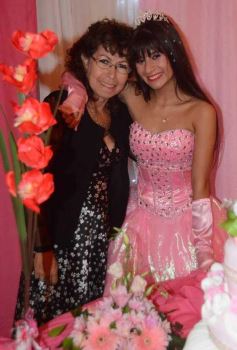 Foto de la galería: Cecilia Jacquet festejó los 15 años con una celebración inolvidable