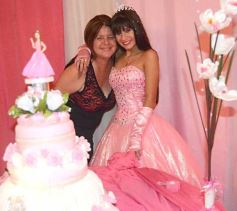 Foto de la galería: Cecilia Jacquet festejó los 15 años con una celebración inolvidable