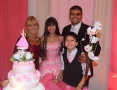 Foto de la galería: Cecilia Jacquet festejó los 15 años con una celebración inolvidable