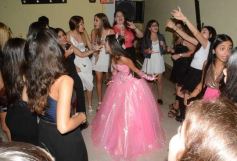 Foto de la galería: Cecilia Jacquet festejó los 15 años con una celebración inolvidable