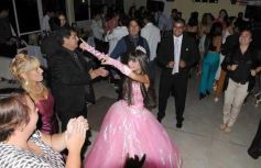 Foto de la galería: Cecilia Jacquet festejó los 15 años con una celebración inolvidable