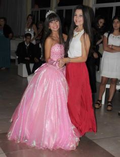 Foto de la galería: Cecilia Jacquet festejó los 15 años con una celebración inolvidable