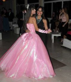 Foto de la galería: Cecilia Jacquet festejó los 15 años con una celebración inolvidable