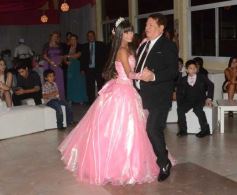 Foto de la galería: Cecilia Jacquet festejó los 15 años con una celebración inolvidable