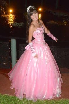 Foto de la galería: Cecilia Jacquet festejó los 15 años con una celebración inolvidable