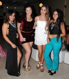 Foto de la galería: Cecilia Jacquet festejó los 15 años con una celebración inolvidable