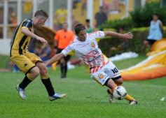 Foto de la galería: Crucero se hizo fuerte en casa: volvió a ganar, esta vez a Santamarina