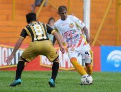 Foto de la galería: Crucero se hizo fuerte en casa: volvió a ganar, esta vez a Santamarina