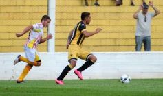 Foto de la galería: Crucero se hizo fuerte en casa: volvió a ganar, esta vez a Santamarina