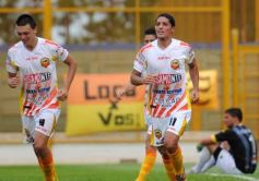 Foto de la galería: Crucero se hizo fuerte en casa: volvió a ganar, esta vez a Santamarina