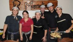 Foto de la galería: Emotivo encuentro de amigos y héroes de Malvinas