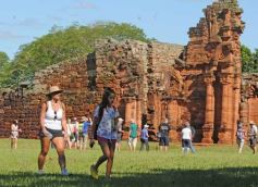 Foto de la galería: Las Reducciones de San Ignacio siempre convocan a los visitantes