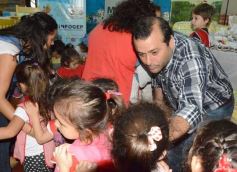 Foto de la galería: Entregaron juguetes y equipos para la guardería Melvin Jones