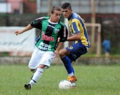 Foto de la galería: El Brete dio un gran paso hacia la clasificación