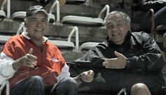 Foto de la galería: Con más garra que fútbol, Guaraní ganó y es puntero de su zona