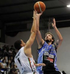 Foto de la galería: OTC empezó ganando la serie de play-off ante Tiro Federal