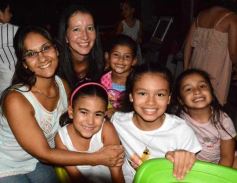 Foto de la galería: Los diez años de Paula en el bowling