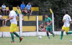 Foto de la galería: La Picada y Brown debutaron en la Liga con un empate