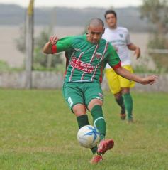 Foto de la galería: La Picada y Brown debutaron en la Liga con un empate