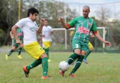 Foto de la galería: La Picada y Brown debutaron en la Liga con un empate