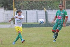 Foto de la galería: La Picada y Brown debutaron en la Liga con un empate